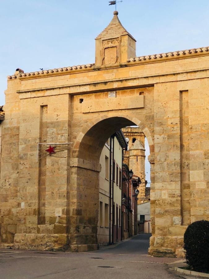 Apartamentos Ribera Del Duero Las Escuelas Vadocondes Bagian luar foto