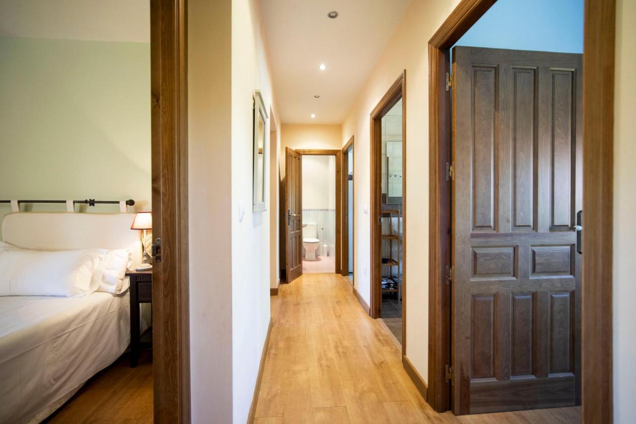 Apartamentos Ribera Del Duero Las Escuelas Vadocondes Bagian luar foto