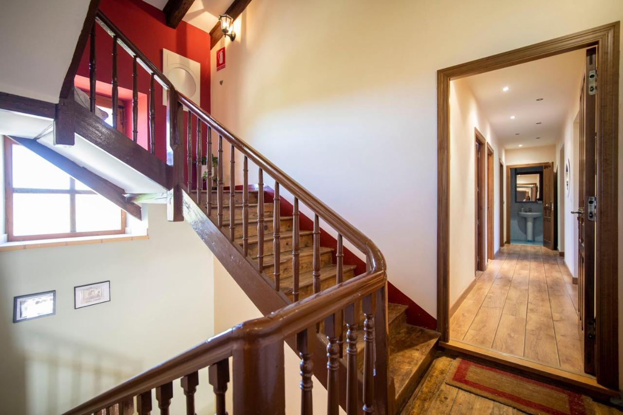Apartamentos Ribera Del Duero Las Escuelas Vadocondes Bagian luar foto